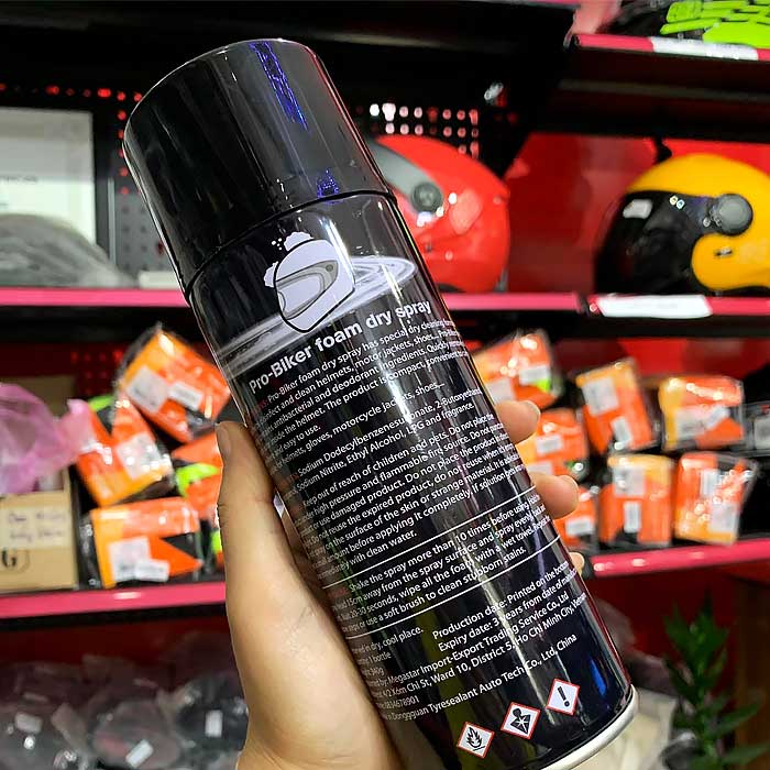 Chai vệ sinh khô bọt tuyết Mũ bảo hiểm, găng tay, áo giáp