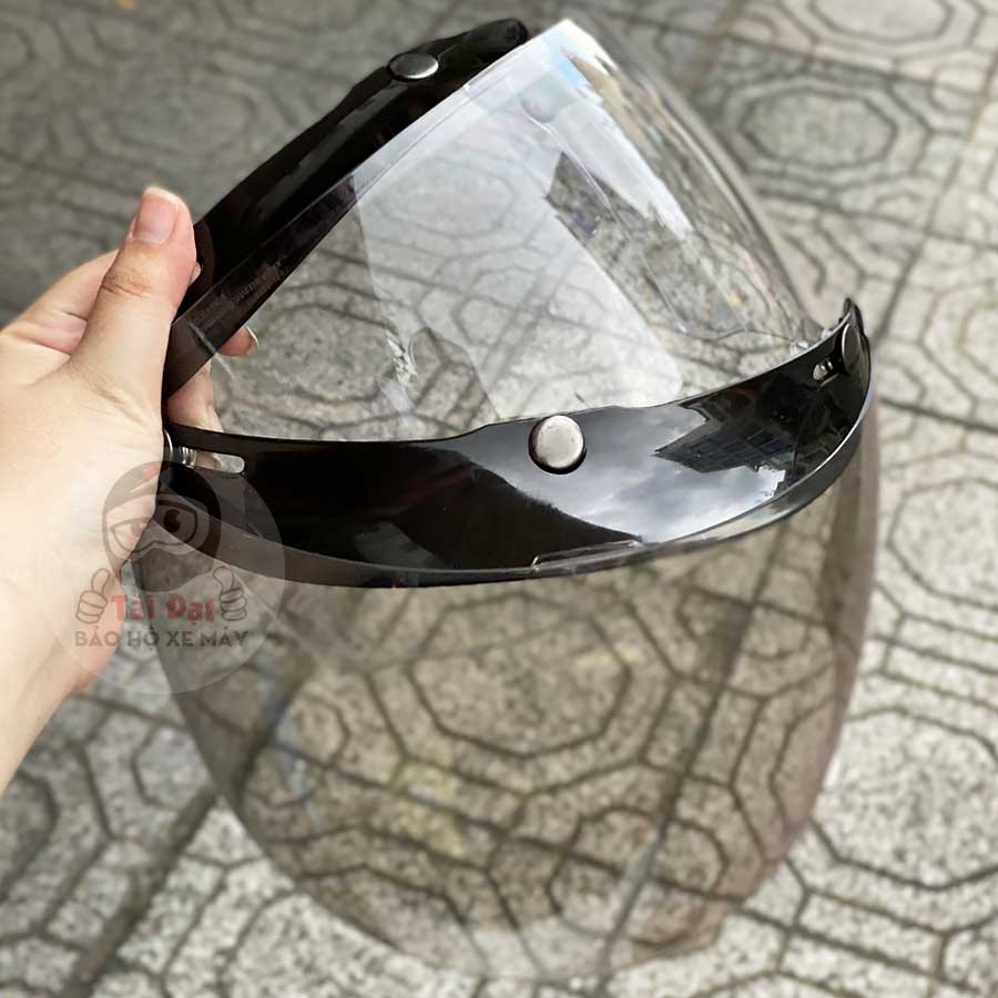 Kính Flat Zeus có mái che