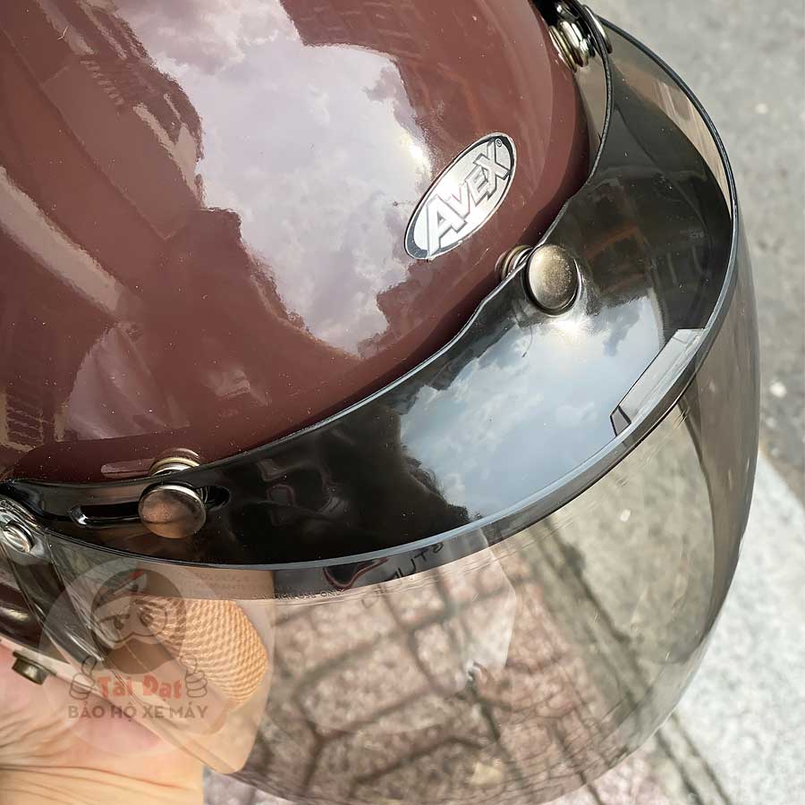 Kính Flat Zeus có mái che