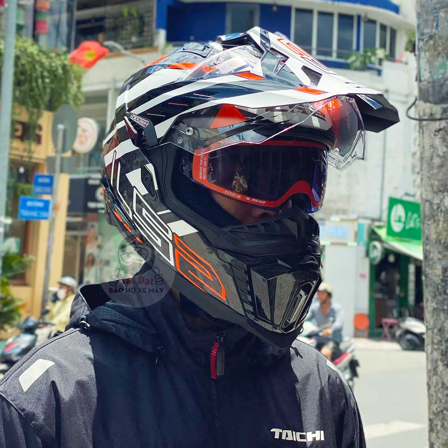 LS2 MX701 Explorer Carbon Edge Orange