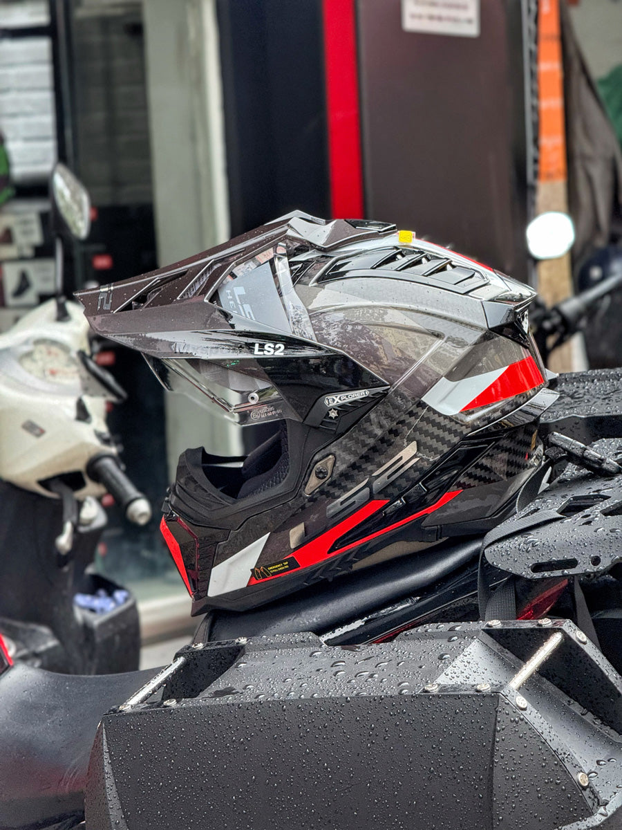 LS2 MX701 Explorer Carbon Frontier Titanium Red