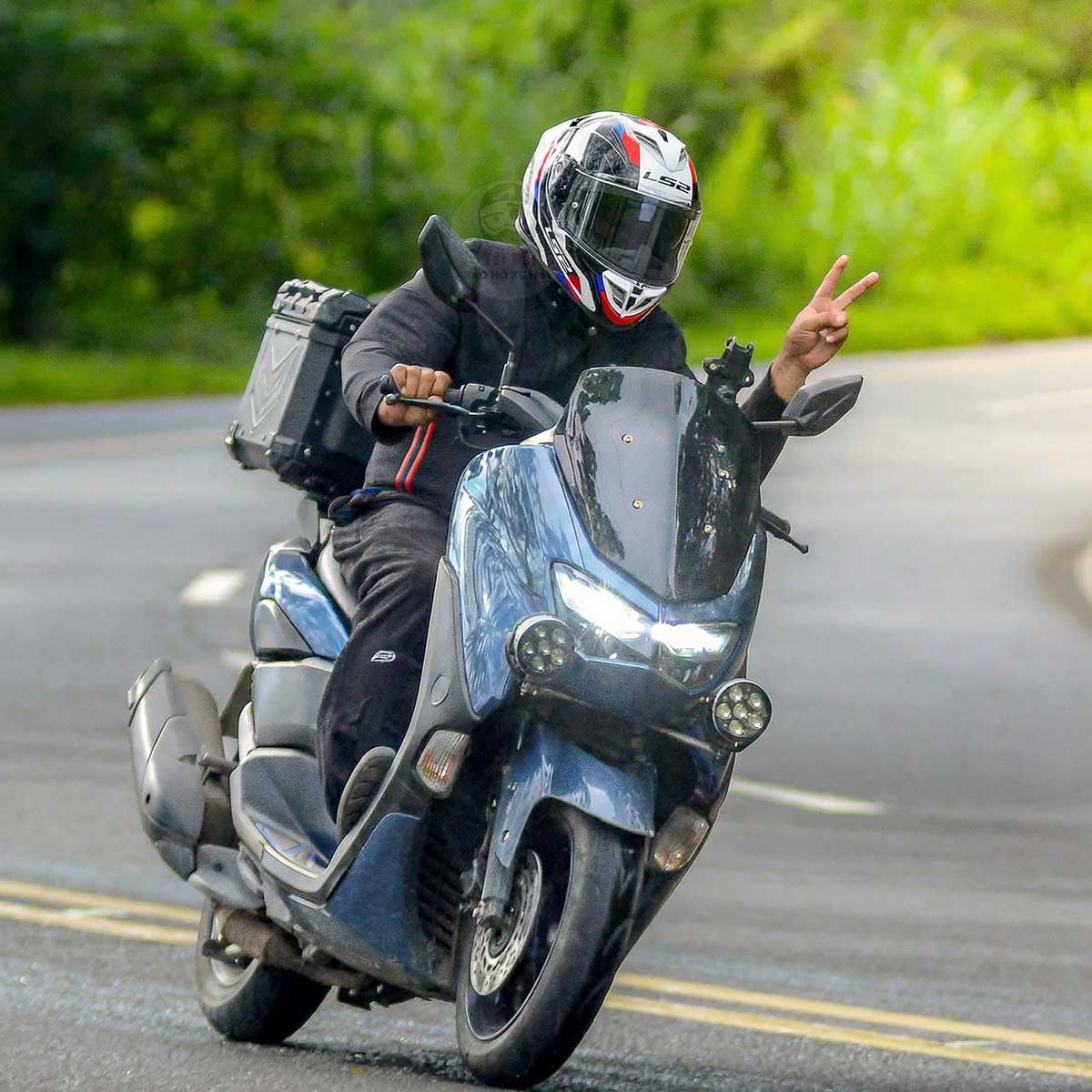 LS2 FF818 Storm III Sporty Trắng