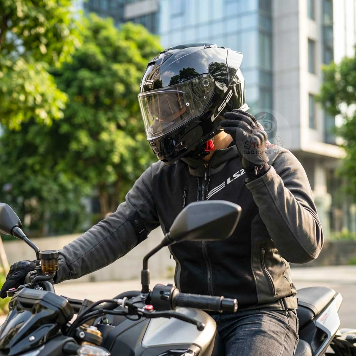 LS2 FF800 Storm EVO Đen Bóng