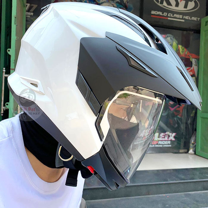 Zeus 613b White Helmet