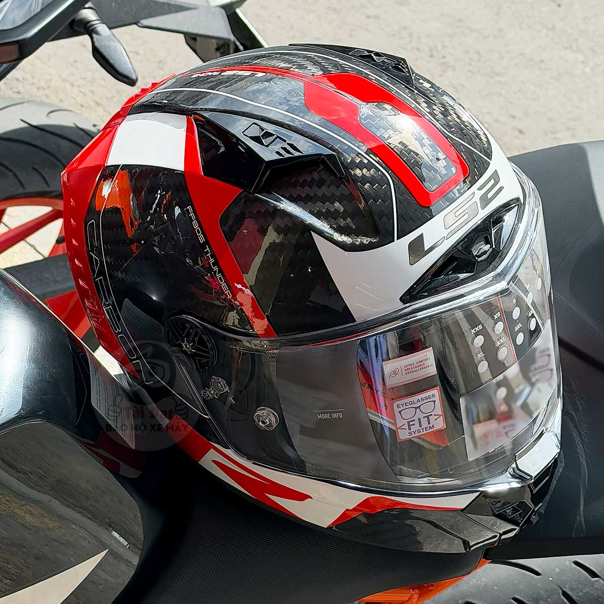 LS2 FF805 Thunder Carbon Racing 1 Trắng Đỏ
