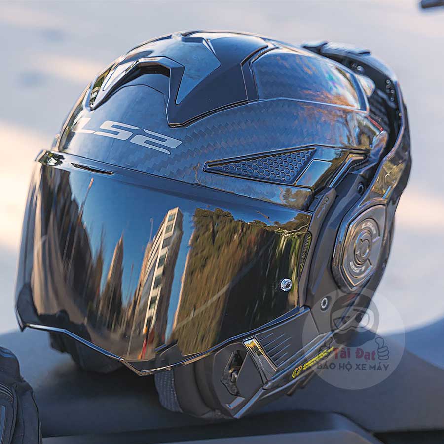 LS2 Advant X FF901 Carbon Helmet