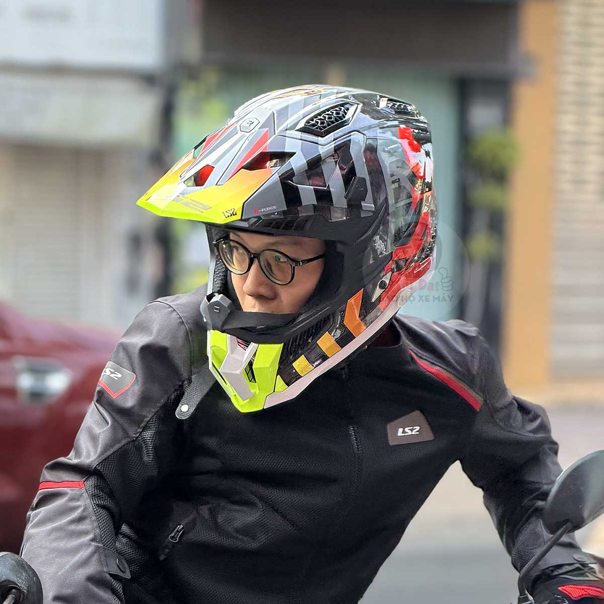 Ls2 Mx703 Carbon Barrier Yellow Red Helmet