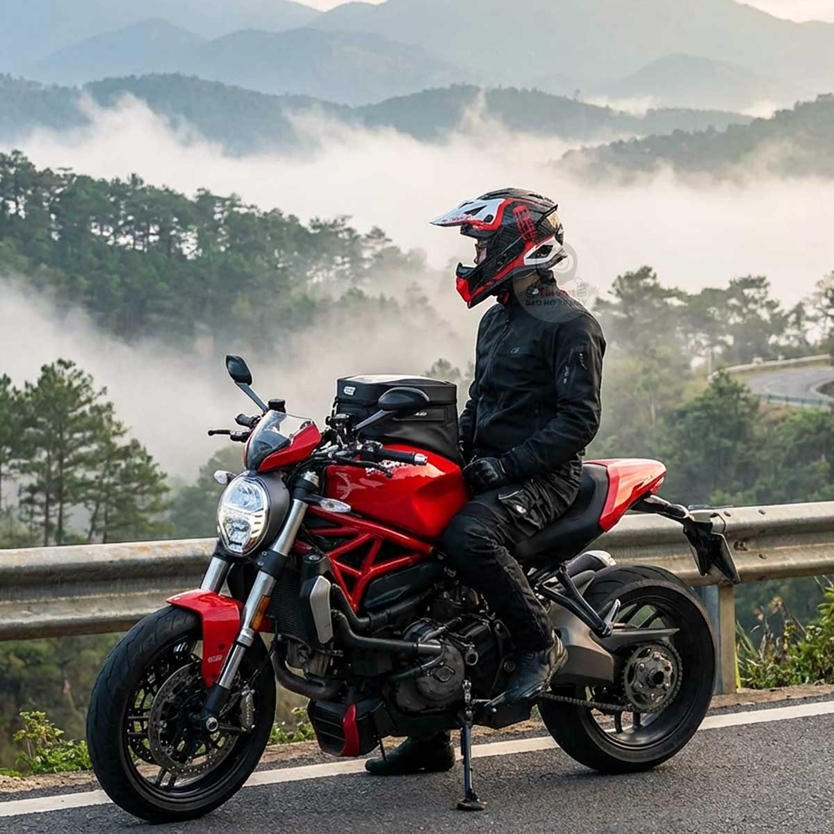 LS2 Mx703 Carbon Victory Trắng Đỏ