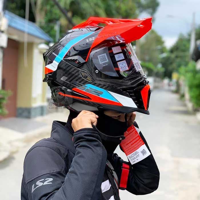 LS2 MX701 Explorer Carbon Red Blue