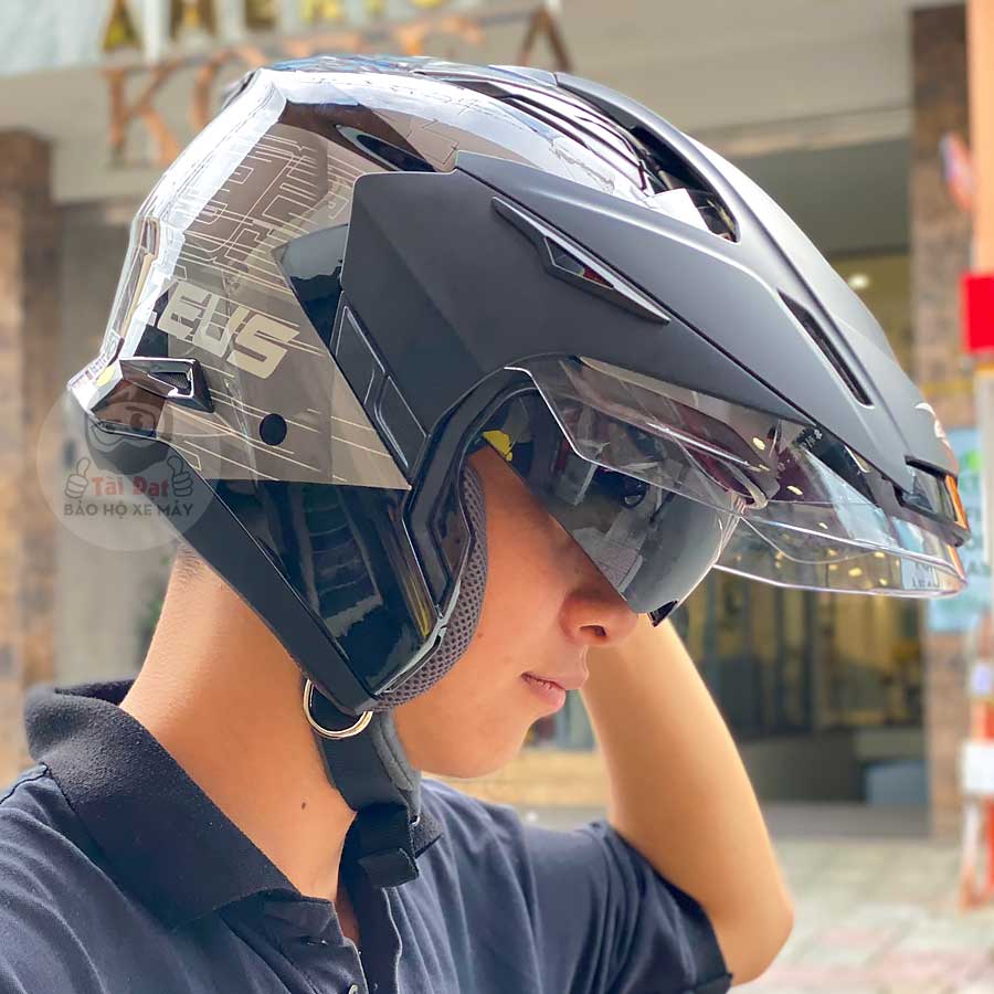 Zeus 613 AQ12 Grey Helmet