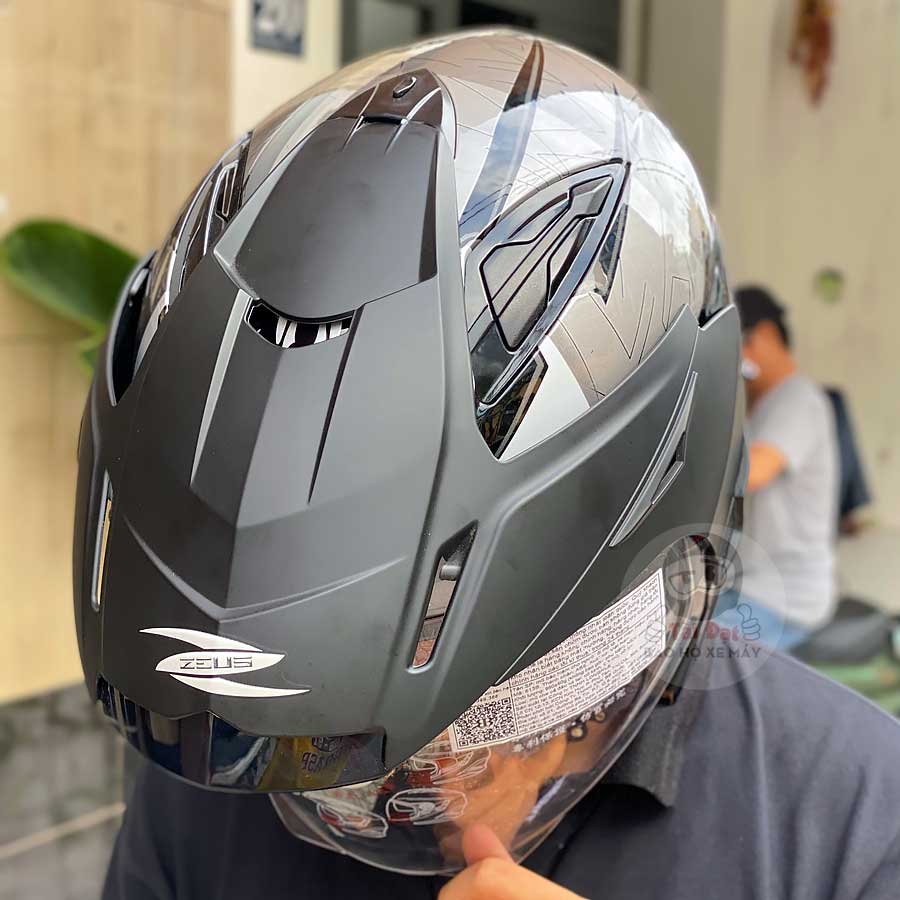 Zeus 613 AQ12 Grey Helmet