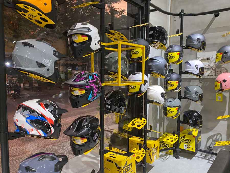 Nón bảo hiểm: fullface, nón 3/4, nón lật hàm