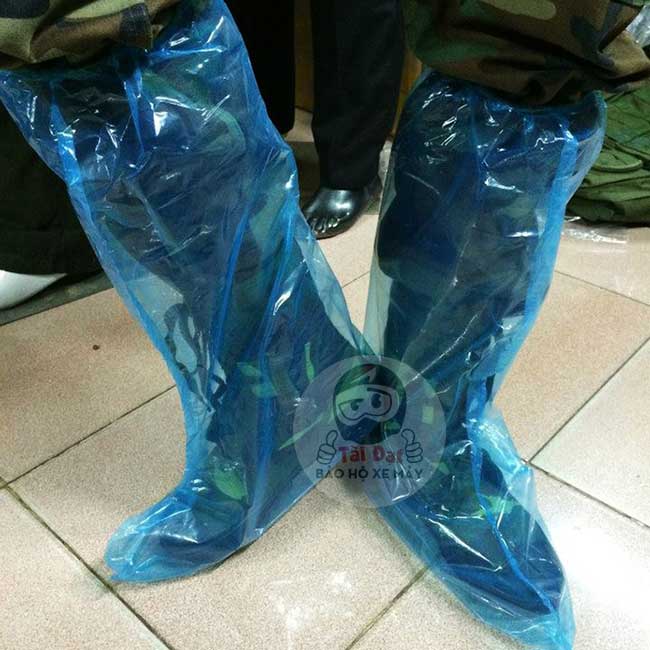 Ủng đi mưa - Bọc giày nilon đi mưa, tiện dụng