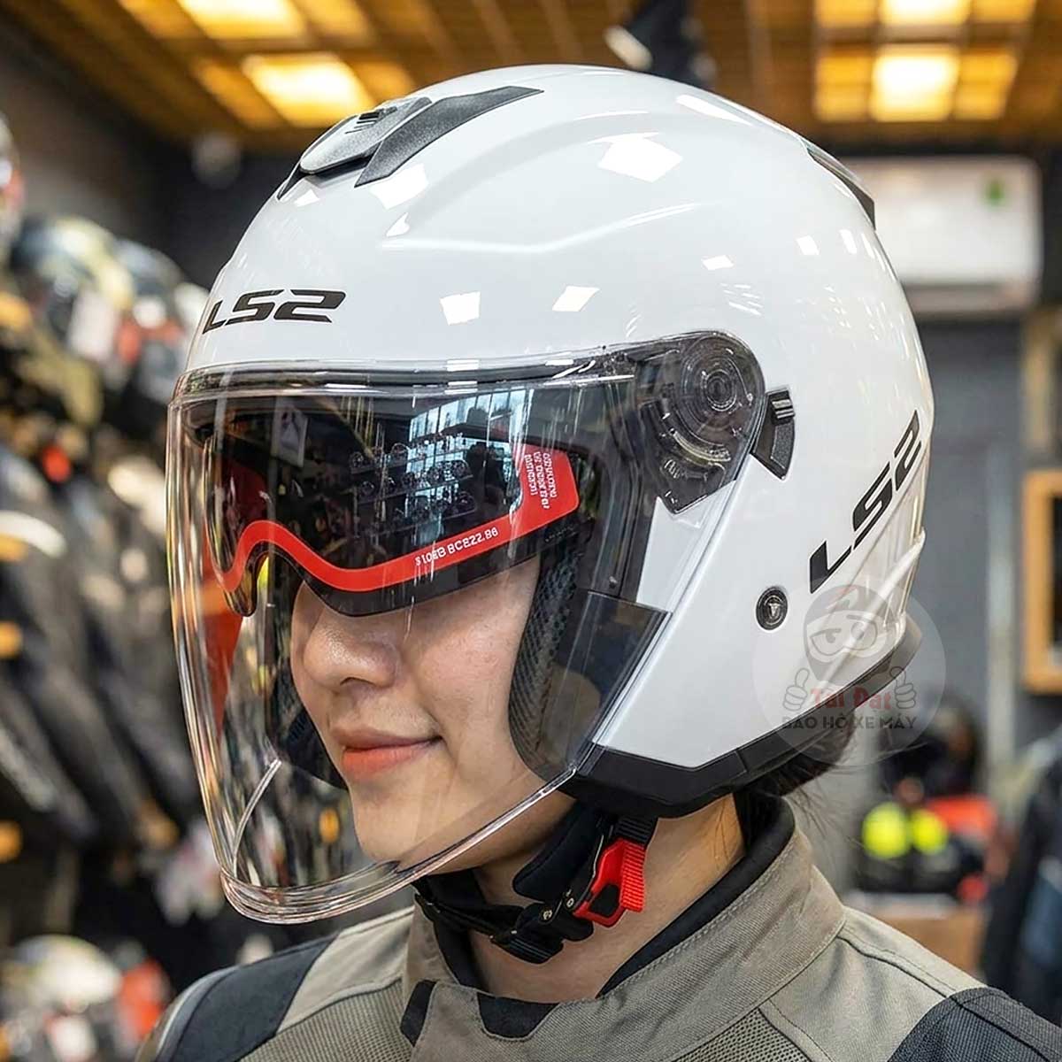 Nón LS2 Compass OF626 Trắng bóng