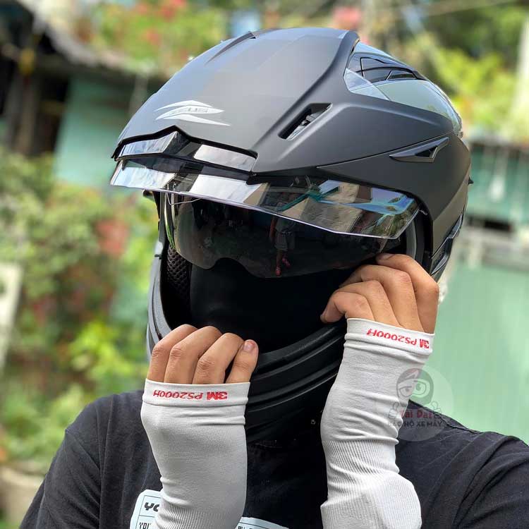 Nón Zeus 613B Xám bóng