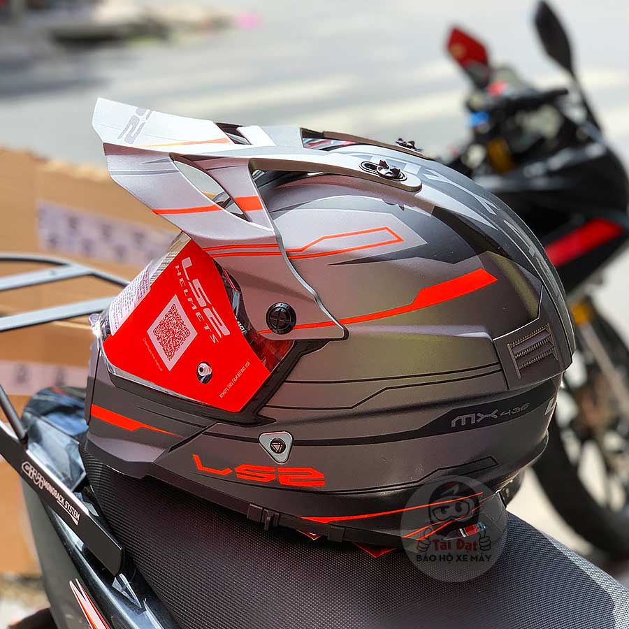 LS2 Pioneer Evo Mx436 Knight Titanium