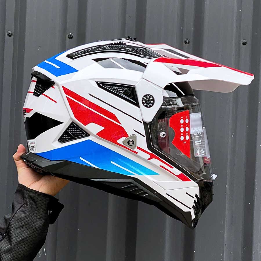 LS2 Pioneer II MX702 Namib Đỏ