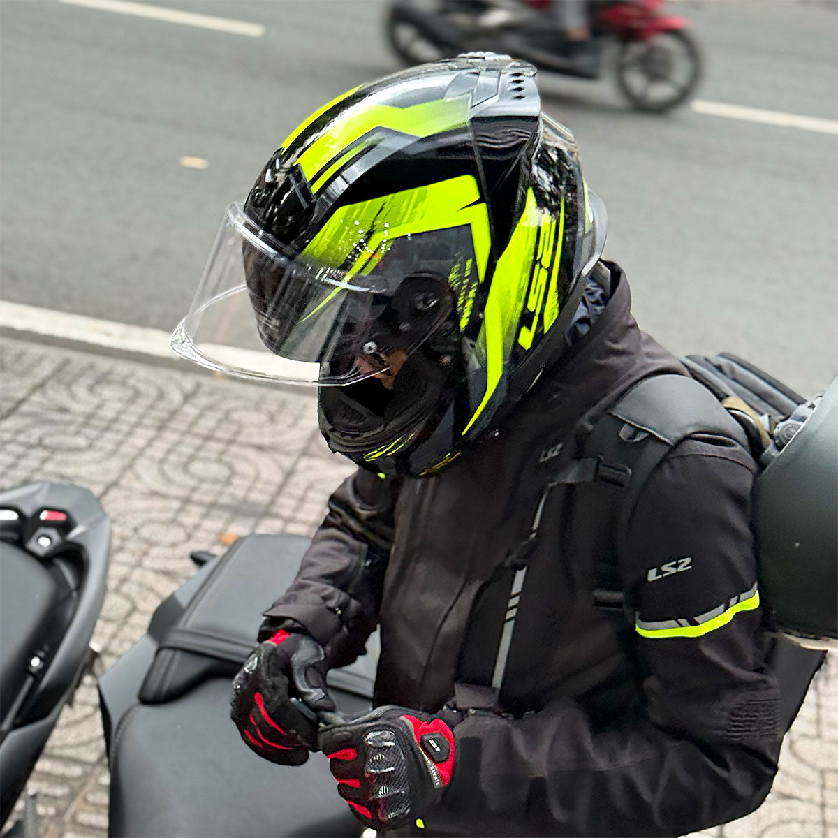 LS2 FF808 Stream II Fury Green Helmet