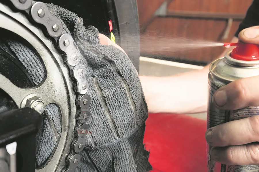 XCP Chain Lubricant - Chai xịt bôi trơn sên cao cấp